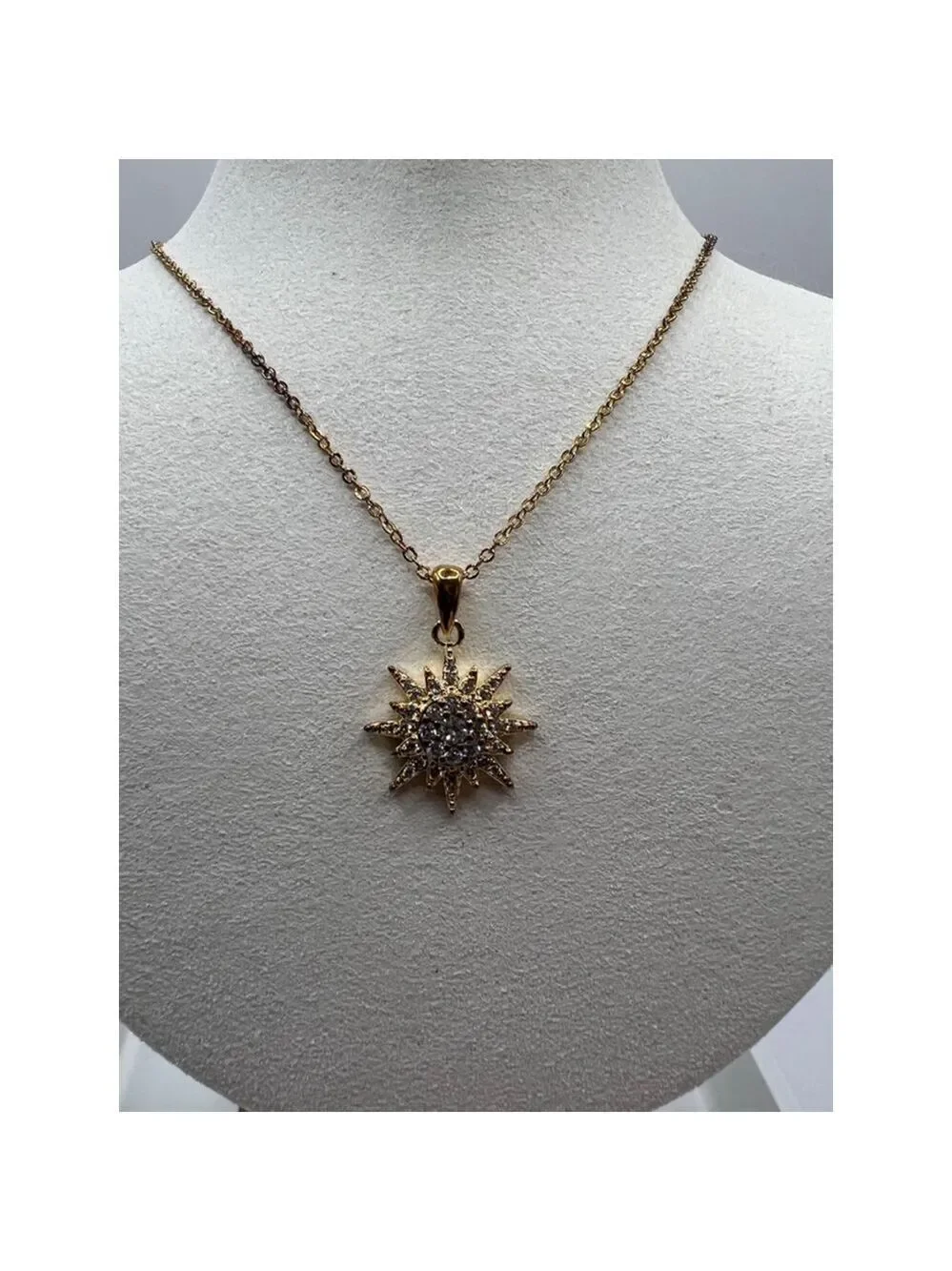 Women's Starburst Adjustable Gold Necklace 9-10in (1.5in pendant)